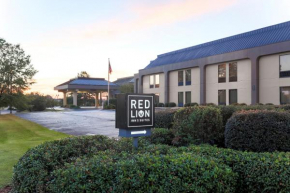 Отель Red Lion Inn & Suites Hattiesburg  Хаттисберг